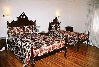 מלון Sao Jose 3*